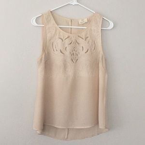 Urban Outfitters Ivory Tank Size Small